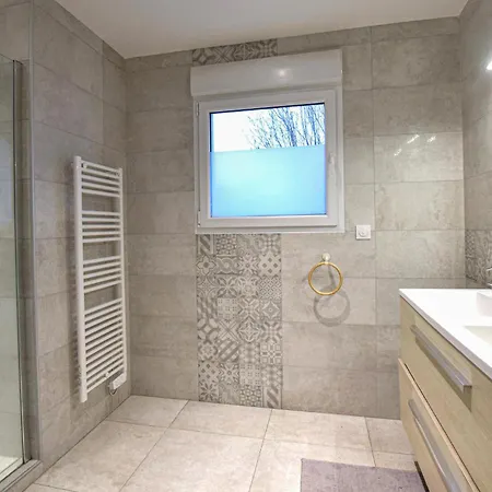 3 Bedroom Gorgeous In 펜션