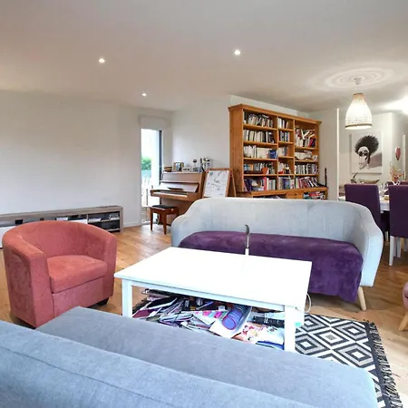 3 Bedroom Gorgeous In *