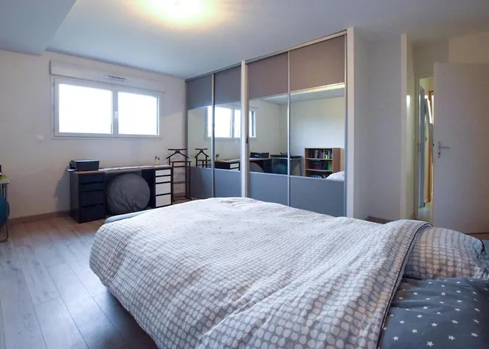 3 Bedroom In * Amfreville (Calvados)