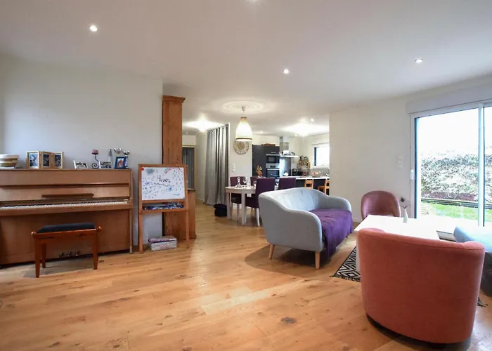 Дом отдыха 3 Bedroom In *