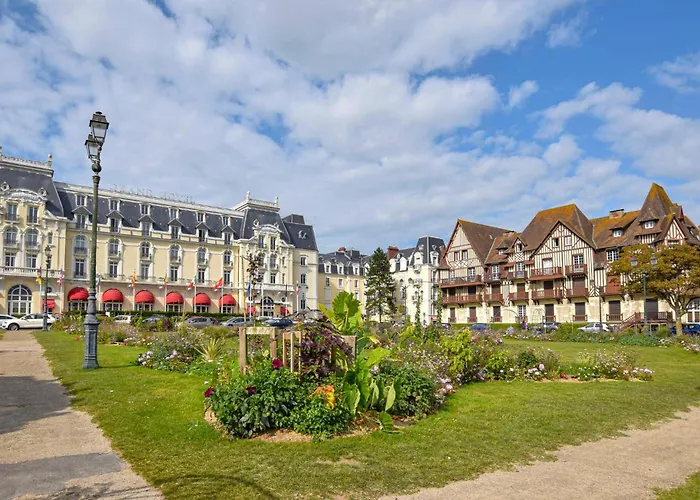 3 Bedroom In Дом отдыха Amfreville (Calvados)